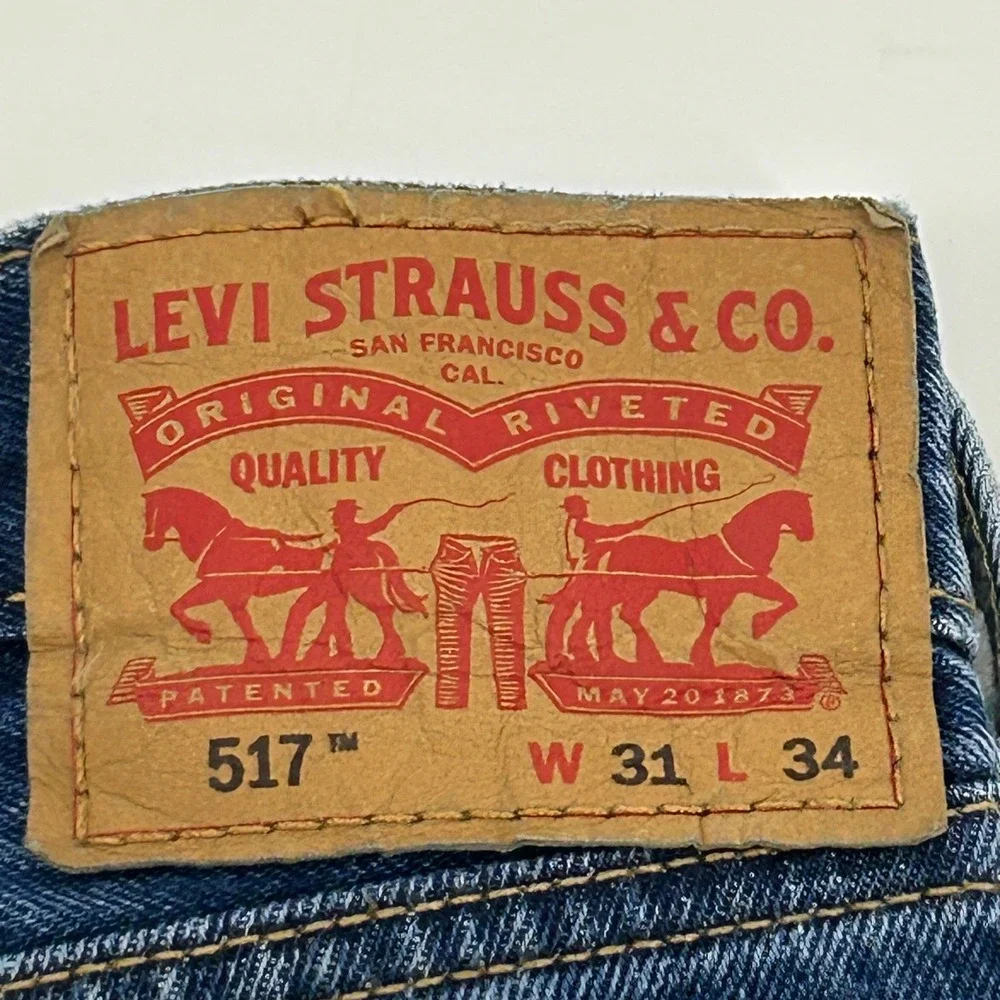 Levi's 517 Bootcut Jeans Mens 31x34 Blue Medium Wash Cotton Denim Cowboy NEW